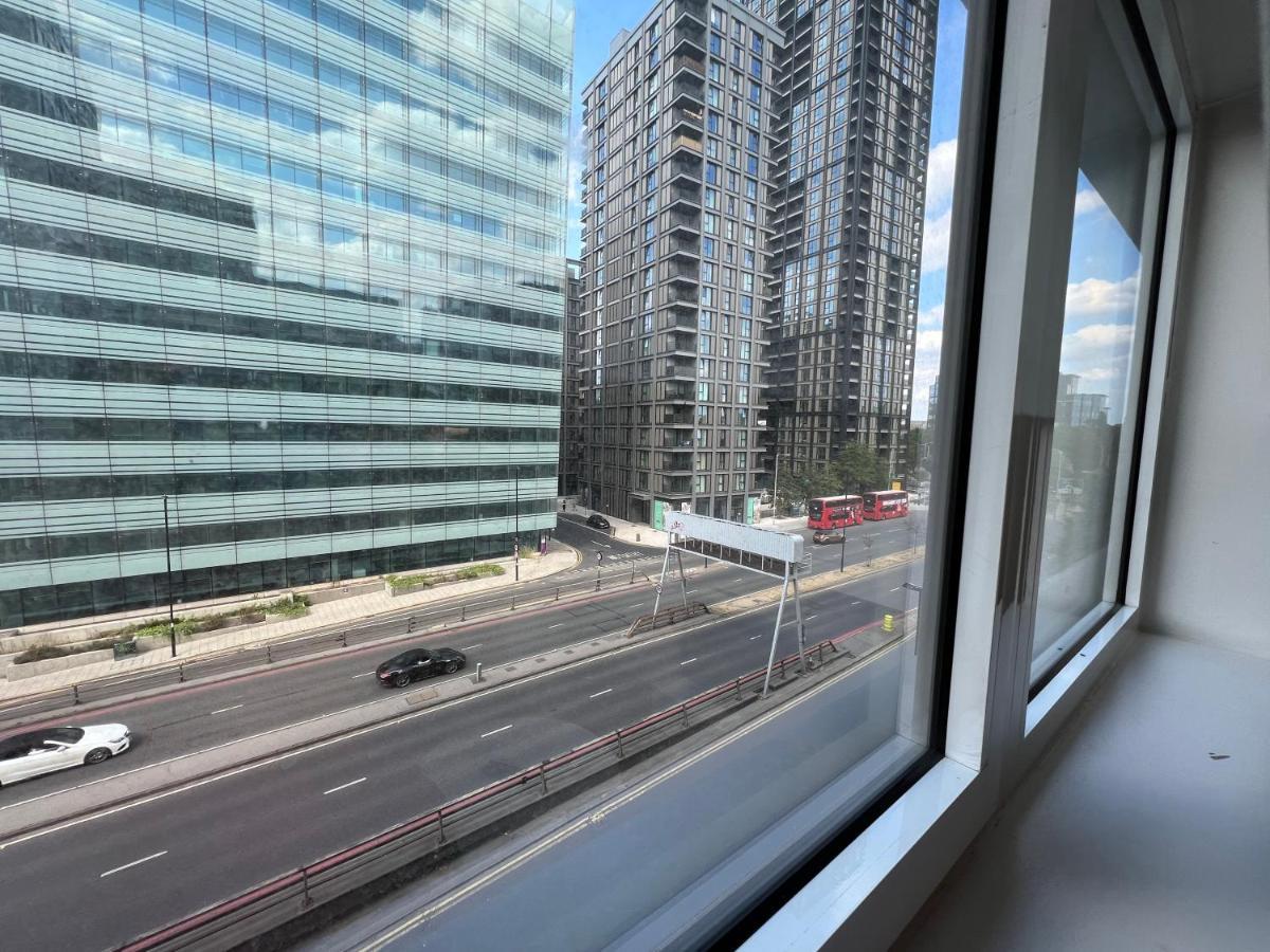 Lovely Apartment In The Centre Of Croydon Ngoại thất bức ảnh
